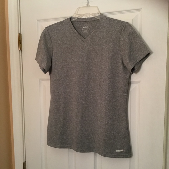 reebok v neck